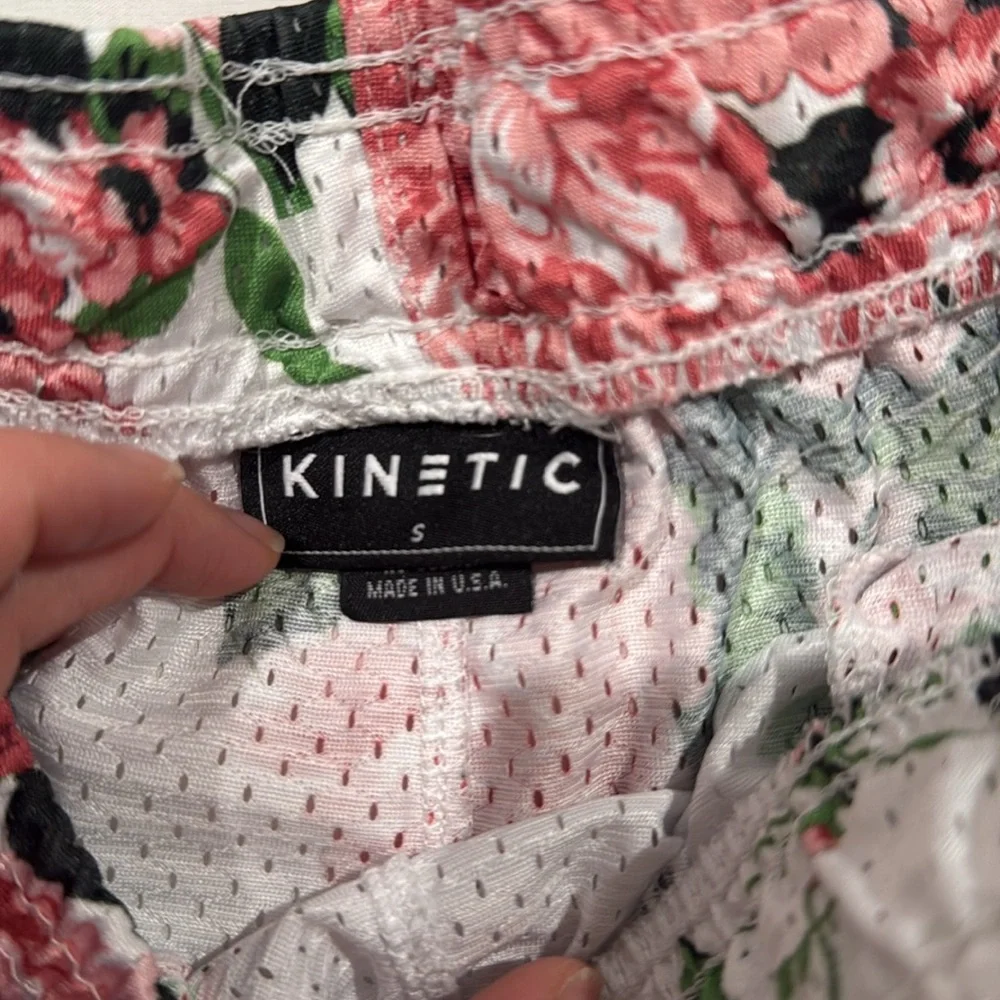 Kinetic Kings Floral Pattern Fundamental‎ Shorts